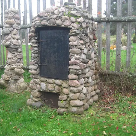 بيت للعطل Tammekaennu House