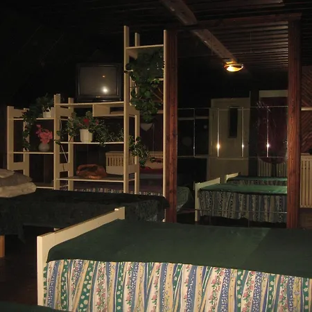 بيت للعطل Tammekaennu House