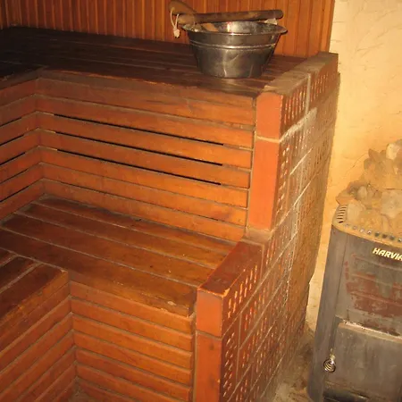 بيت للعطل Tammekaennu House