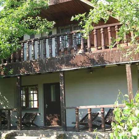 Tammekannu Holiday House * Mammaste